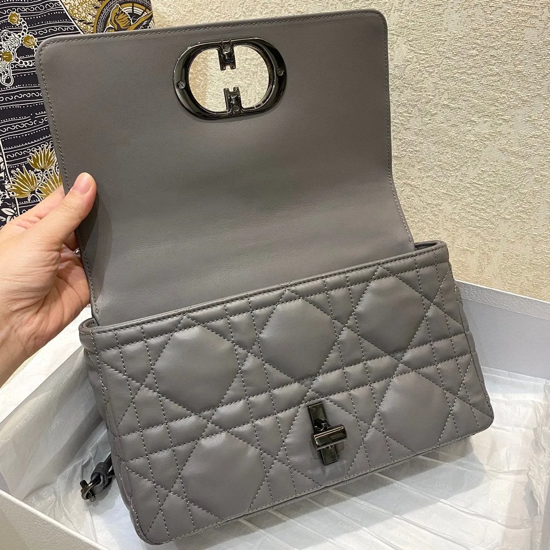 DI Medium Caro Bag Gray Padded Macrocannage, Dark Grey, For Women Women’s Handbags, Crossbody Bags, 25cm CD M9242BNGK_M41G