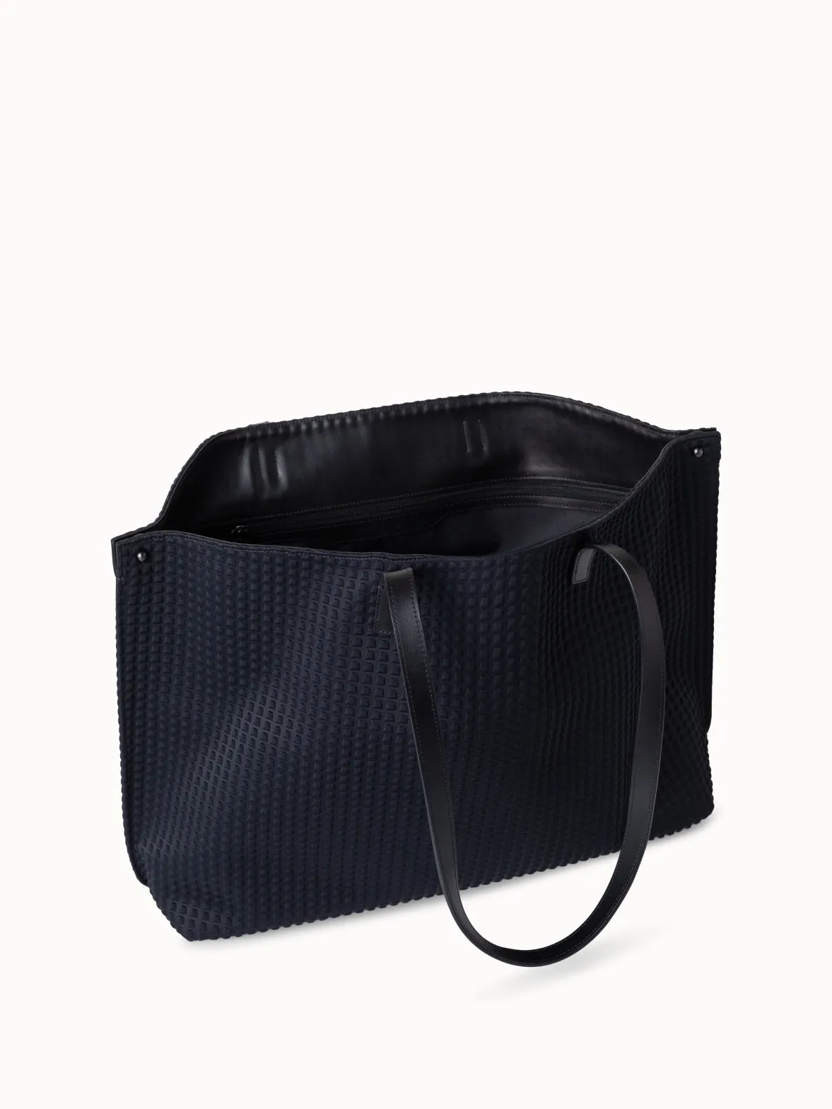Medium Ai Schultertasche aus Techno Trapezoid Stoff