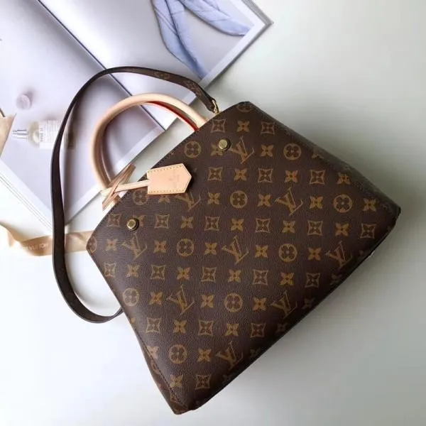 Monogram Canvas Montaigne Mm Bag M41056