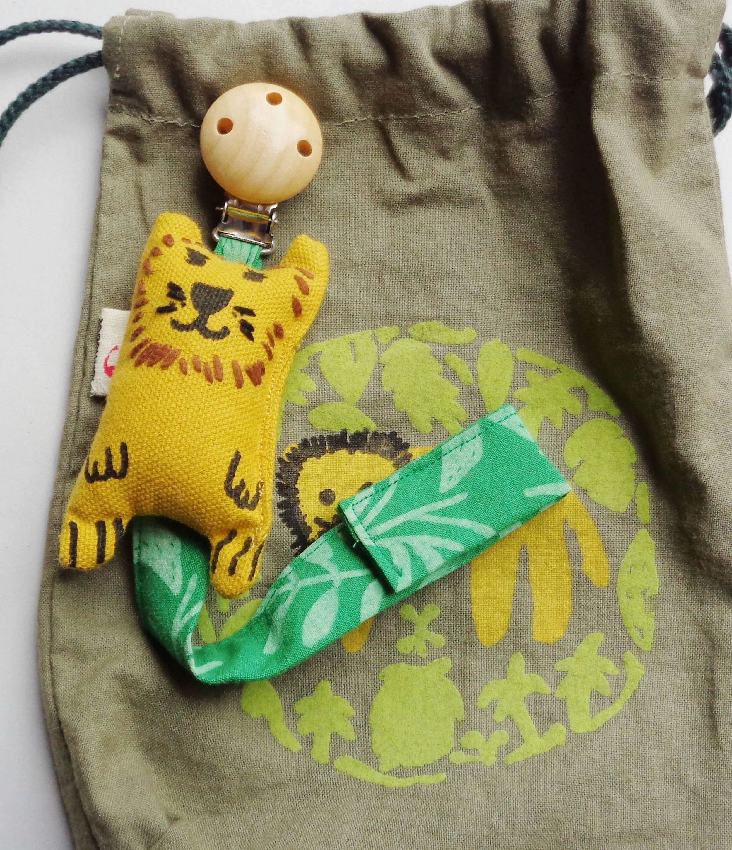 Pacifier clip -  Jungle green Leo lion